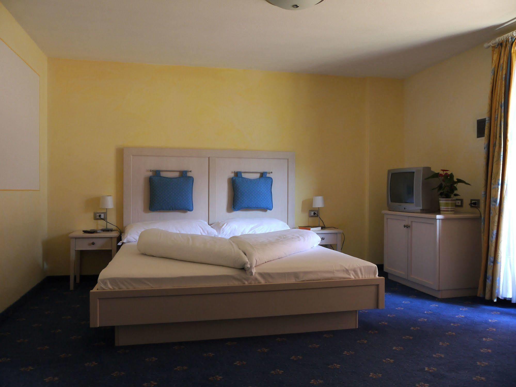 Hotel Schonblick Naturns Esterno foto
